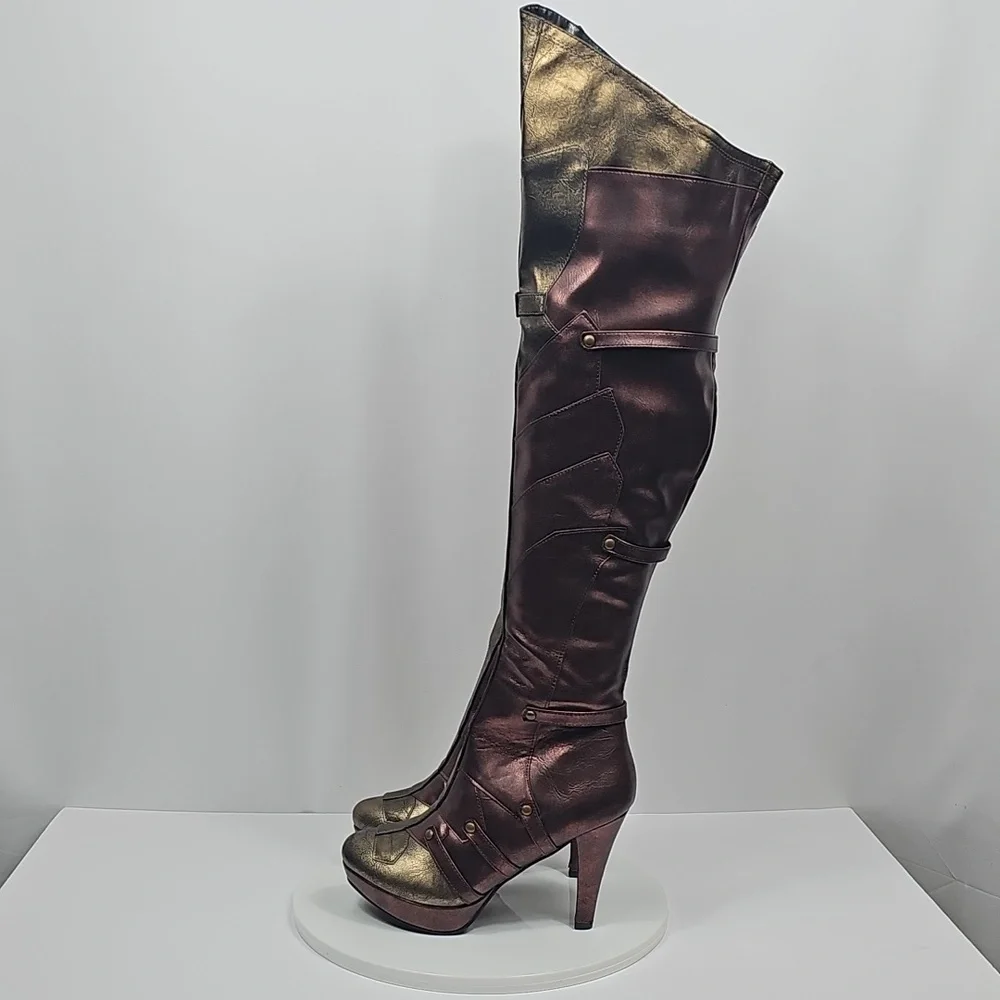NIB Ellie Wonder Superhero Thigh High Heeled Boots 7 Metallic Red Gold Platform